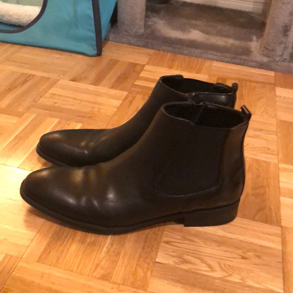 Chelsea boots